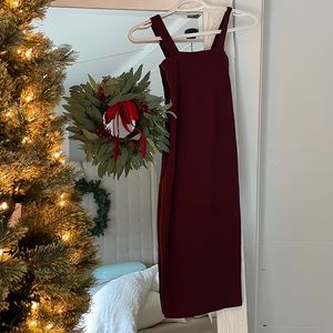NWT burgundy boohoo midi dress
